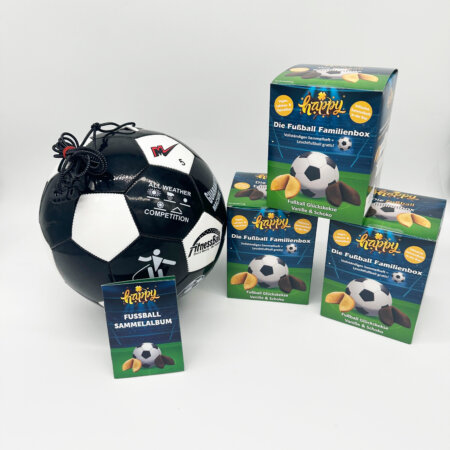 3 fußballboxen mit je 8 schoko vanilleglückskeksen, legendären fußballsprüchen und wissenswertes über fußball